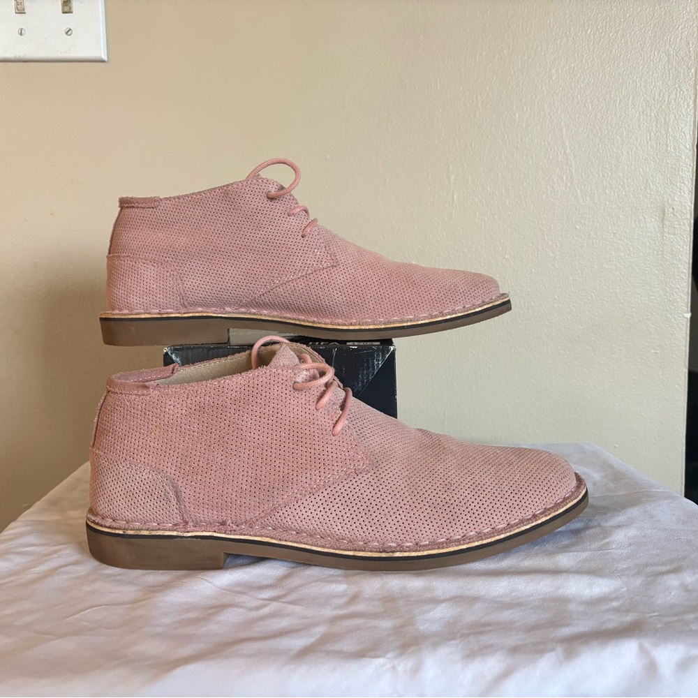 Pink Suede Chukka Boots with Lace-Up Design